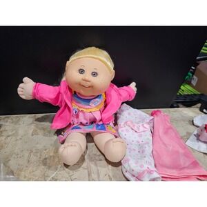 Cabbage Patch Kids Blonde Girl Doll Brown Eyes Freckles Pink Clothes Lot CPK